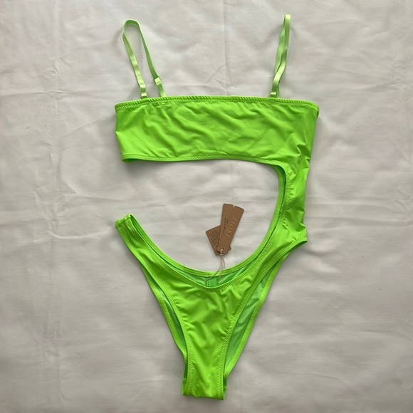 SKIMS Other - SKIMS SWIM STRAPLESS MONOKINI